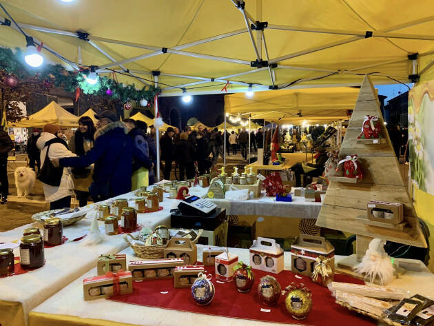 Coldiretti Aspettando Santa Lucia e il Natale con Campagna Amica