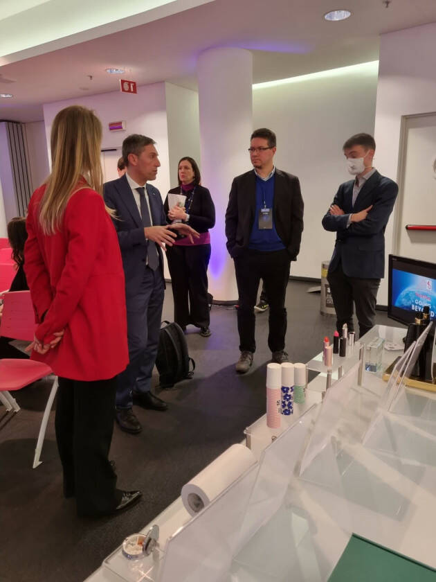 PREMIATO IL SISTEMA COSMETICO LOMBARDO QUALE MODELLO INNOVATIVO DI COLLABORAZIONE