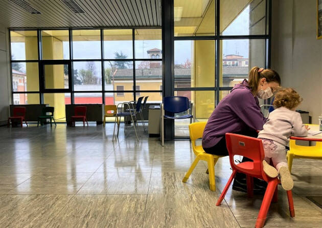 ASST CR  VACCINAZIONI PEDIATRICHE E ADULTI: NELLA NUOVA SEDE DI VIA DANTE 134