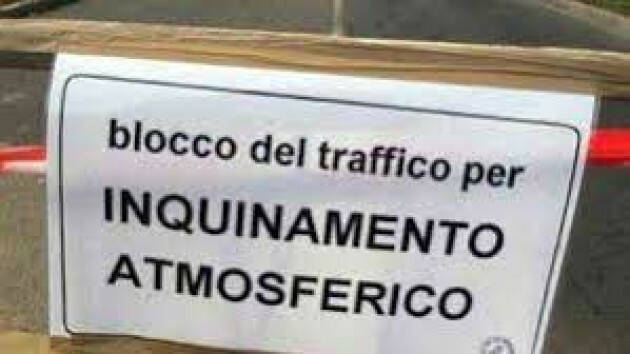 Piacenza Prosegue l'emergenza smog, fino a venerdì 23 in vigore le restrizioni aggiuntive