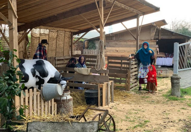 (CR) Presepe contadino in Cascina Piacentini a Olmeneta, tantissimi visitatori