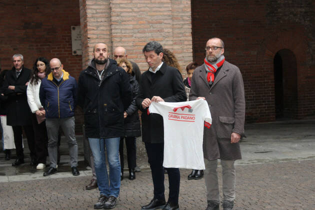 Cremona MINUTO DI SILENZIO IN COMUNE PER GIANLUCA VIALLI