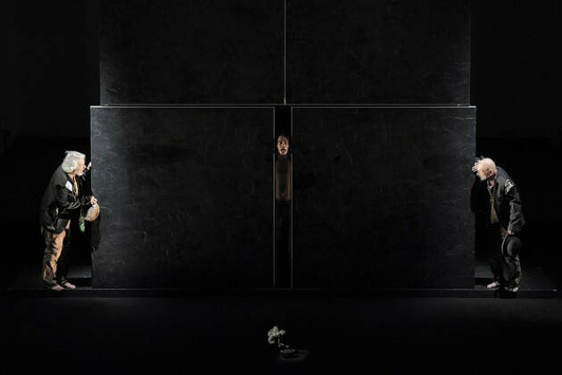 Teatro Casalmaggiore ASPETTANDO GODOT di S. Beckett