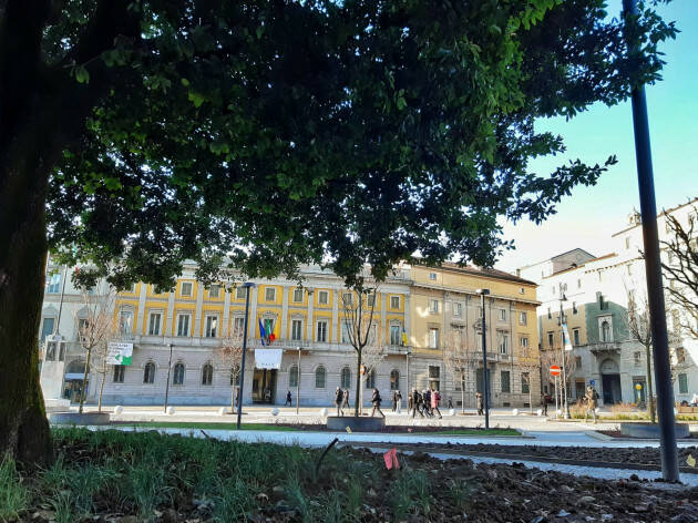 BERGAMO: Piazza Matteotti riaperta dopo il cantiere di riqualificazione