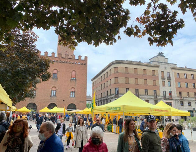 Coldiretti Campagna Amica in piazza Stradivari, si riparte Domenica 29 gennaio