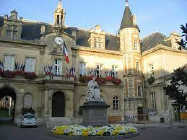 Delegazione proveniente da Melun, città francese gemellata con Crema