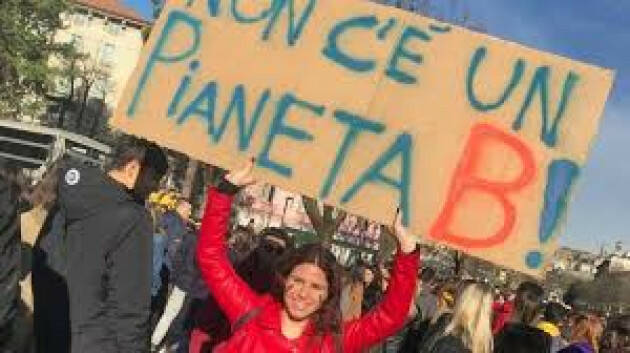 Partecipiamo allo SCIOPERO GLOBALE PER  IL CLIMA promosso dai Fridays For Future.