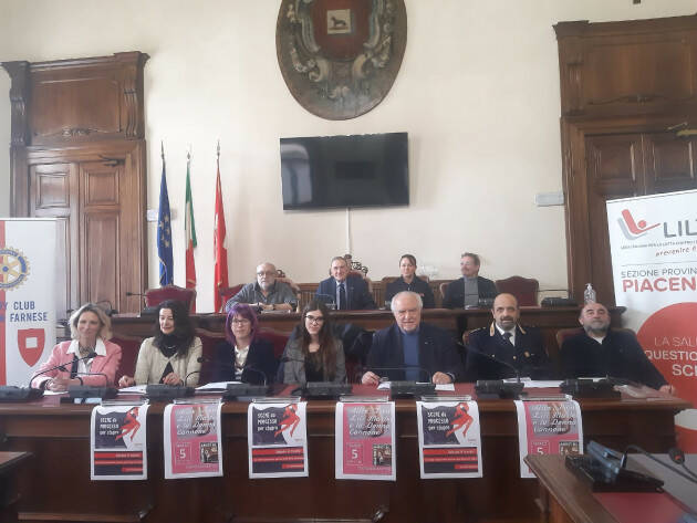 Omaggio alle donne di Lilt e Rotary Farnese, per dire no alla violenza