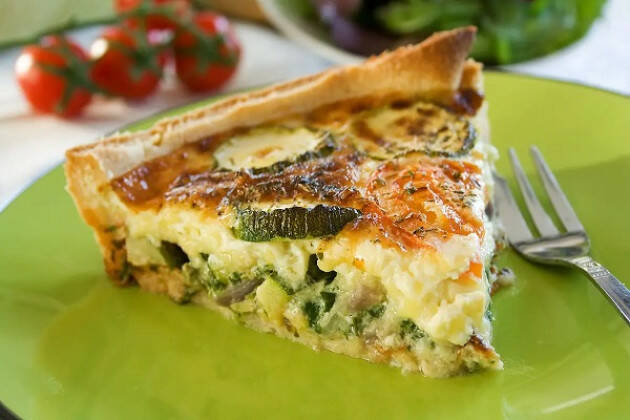 #ricettaday Come preparare la ricetta della torta salata zucchine e ricotta