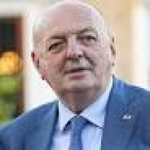 Ministro Fratin: ''La responsabilità di guidare la transizione è delle economie più forti''
