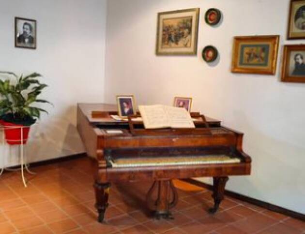 Museo Ponchielliano Presentail progetto CHE SAGOME di Martina Regis