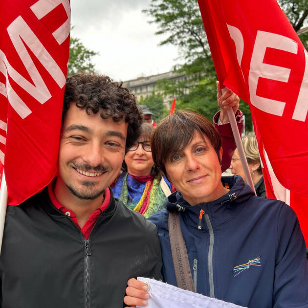 In 300 con la  CGIL  Cremona in piazza a Milano per una nuova stagione di lavoro e diritti