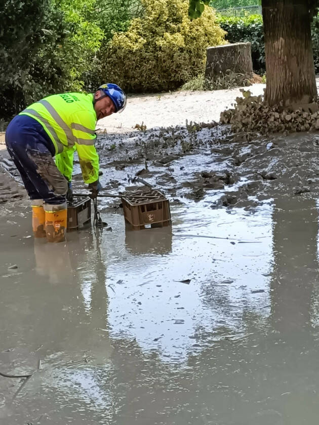 Emergenza Emilia-Romagna 2023, Milanesi: 'Fango , detriti e devastazione ovunque'