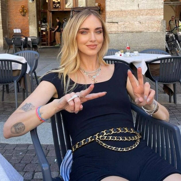 AuserUnipopCremona  Il libro del mese Chiara Ferragni