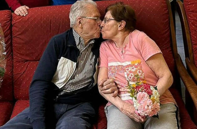 Germani Nucleo Alzheimer abbiamo festeggiato 60 anni matrimonio tra Antonia ed Elio
