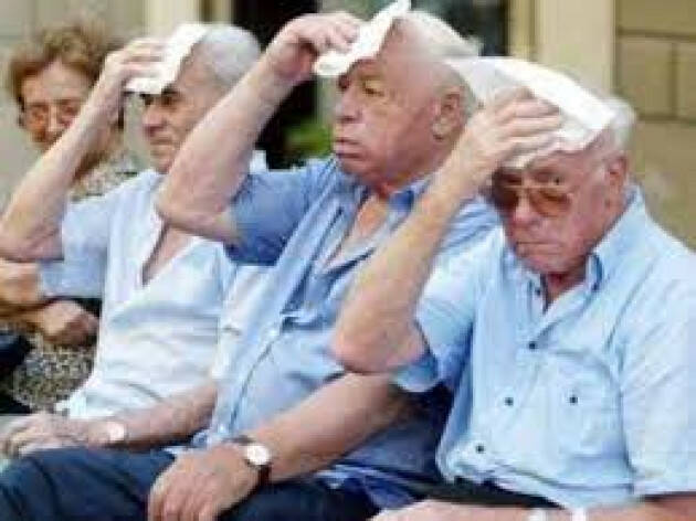 ANZIANI ALLARME CALDO AFRICANO CON PUNTE DI 38-40 GRADI