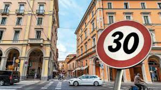 ADUC Città 30. L’esempio di Bologna. Riprendiamoci le città