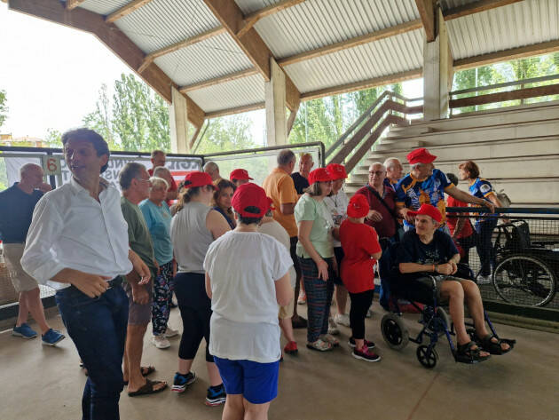 SPI CGIL Cremona - Coesione sociale attraverso una gara di bocce: l'inclusione trionfa