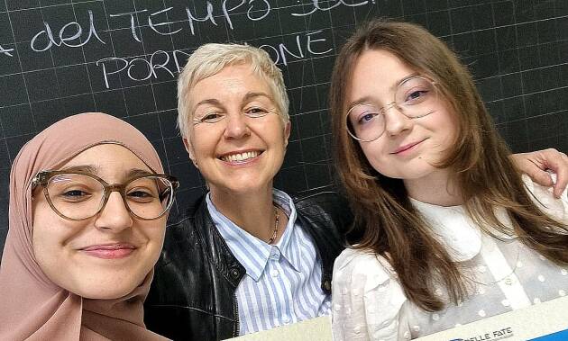 GLI STUDENTI DEL LEOPARDI-MAJORANA PARTECIPANO ALLA 'BANCA DEL TEMPO SOCIALE'