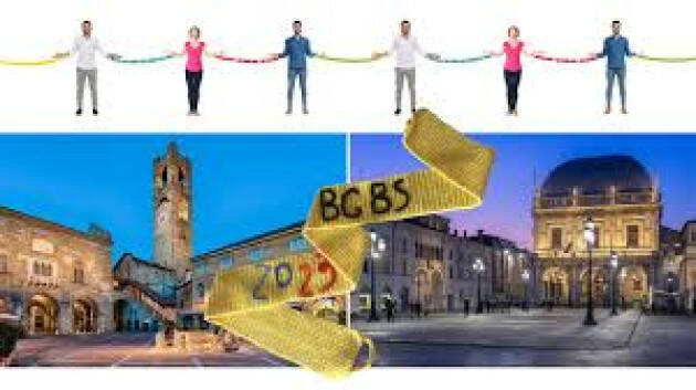 Bergamo e Brescia Anche gli anziani uniti in una catena umana straordinaria