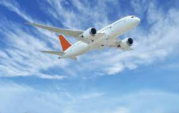 VOLI LOW COST, ADDIO CONVENIENZA. I PREZZI SUPERANO QUELLI DEI VOLI DI LINEA.
