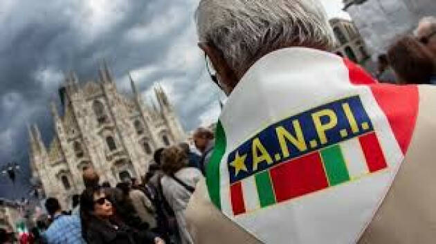 Anpi Milano Grave atto vandalico alla Loggia dei Mercanti