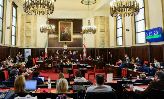 Milano BILANCIO. IN VARIAZIONE FINANZIATI OLTRE CENTO MILIONI DI MAGGIORI SPESE