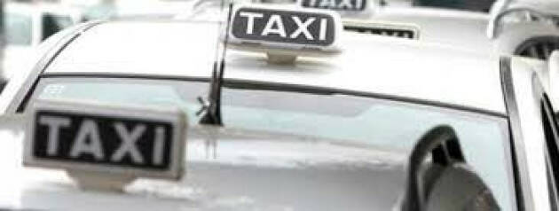 ADUC I taxi sono esempio di povertà, prezzi alti, qualità bassa. Non solo taxi…