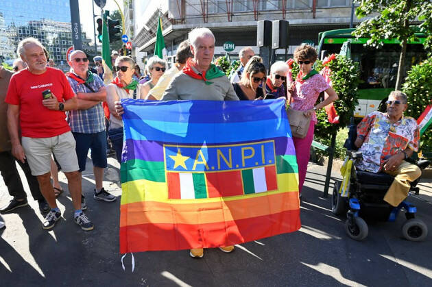 PIAZZALE LORETO.IL 10 agosto  RICORDO DELLE VITTIME DELL'ECCIDIO
