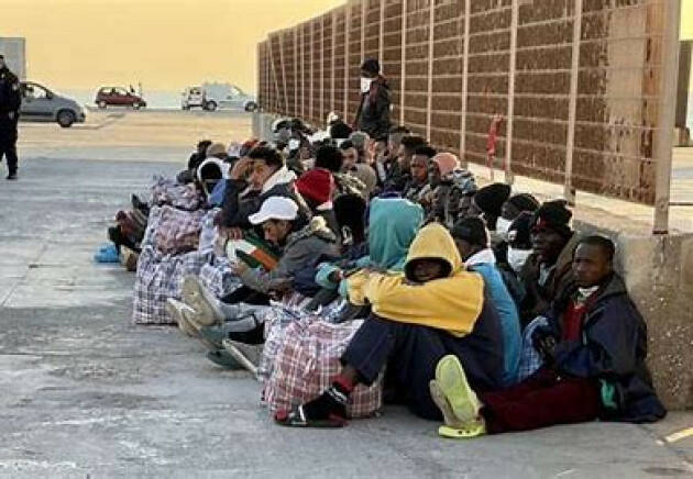 (CR) Pianeta Migranti. Adesso vengono buttati per strada da una circolare