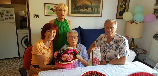 Crema Gli auguri a nonna Italia per i suoi 106 anni