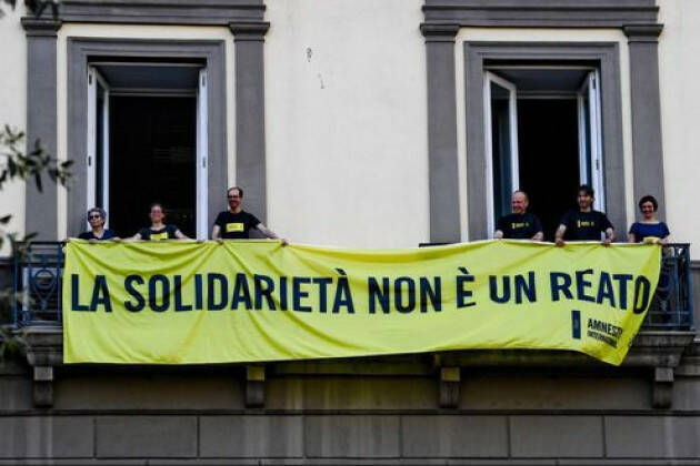 Migranti: Schlein (#Pd), decreto Governo Meloni costituisce reato di solidarietà