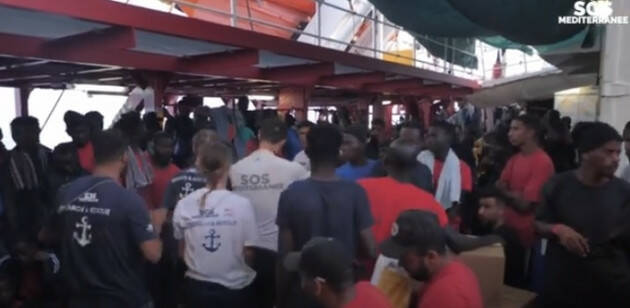 (CR) Pianeta Migranti Lampedusa  3 Ottobre 2013 - 3 Ottobre 2023: Ieri Oggi Mai Più (Video)