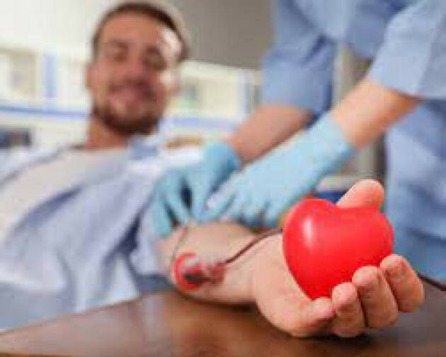ASST Crema Donazione di sangue: i futuri infermieri incontrano gli studenti