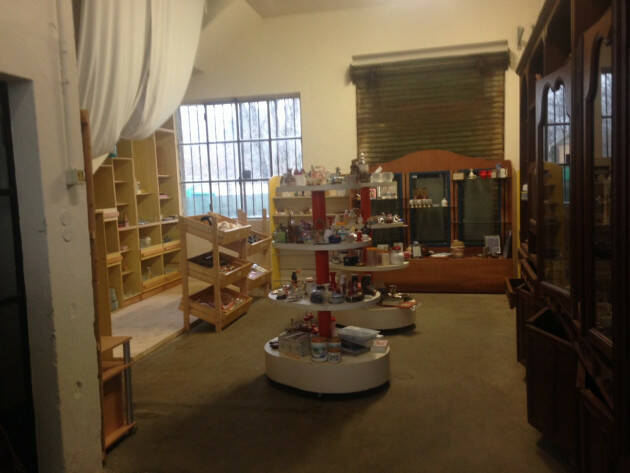 Emmaus Al centro ri-uso  Cremona ...RI-Giochiamo  vendita speciale