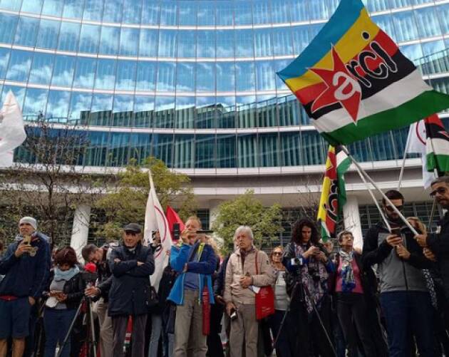 Sanità Lombarda In tanti a Milano alla manifestazione del 21 ottobre 