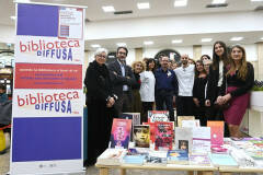 Milano UN MINUTO DI SILENZIO  UFFICI COMUNALI PER RICORDARE VITTIME FEMMINICIDIO