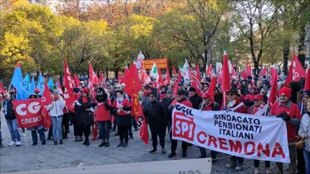 Cremona (24.11.2023) Cgil-Uil sciopero e manifestazione contro Meloni  (Video)