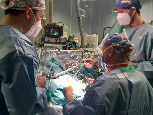 ASST CREMONA  all' HOSP 65° intervento di 'chirurgia da sveglio' (Video)