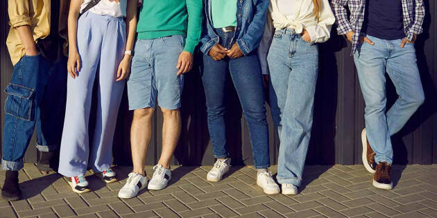 ADUC Scuola Giovani studenti e diritti consumatori. 