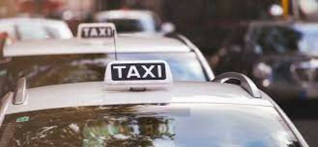 Milano MOBILITÀ. BANDO TAXI, 150 LICENZE AGEVOLATE RISERVATE PER TURNI NOTTURNI
