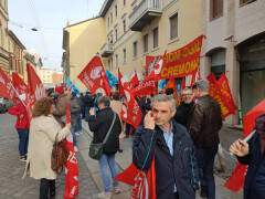 CGIL-UIL MAI PIÙ MORTI SUL LAVORO  Presidio davanti alla Prefettura  di Cremona