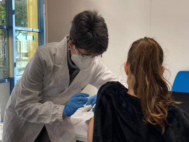 Cremona Vaccinazioni anti-Covid e antinfluenzale dal 1° marzo con prenotazione