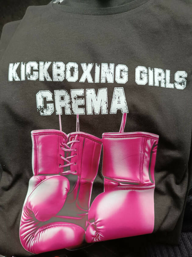 Crema Un allenamento di Kickboxing per sorridere con le donne