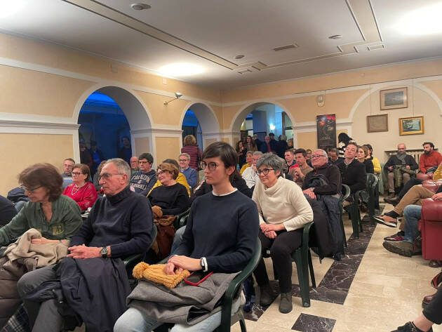 (CR) In più di 100 alla presentazione di ‘Salviamo l’Europa’ di Michele Bellini.