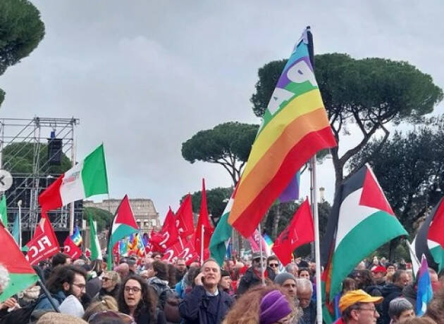 Manifestazione Cessate il fuoco a Gaza La Cgil di Cremona presente 