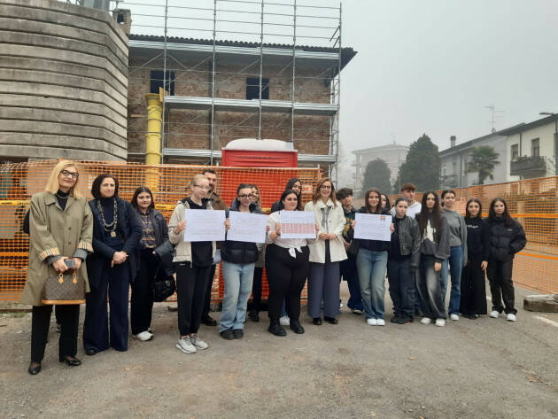 (PC) Il cantiere racconta.., con la voce e le grafiche degli studenti 