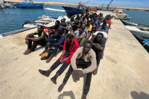 (CR) Pianeta Migranti. Ben 4,8 milioni di euro per fermare i migranti dalla Tunisia