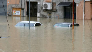ALLUVIONE: CORRADO (#PD) Piove a dirotto e torna la paura nel Nord Italia