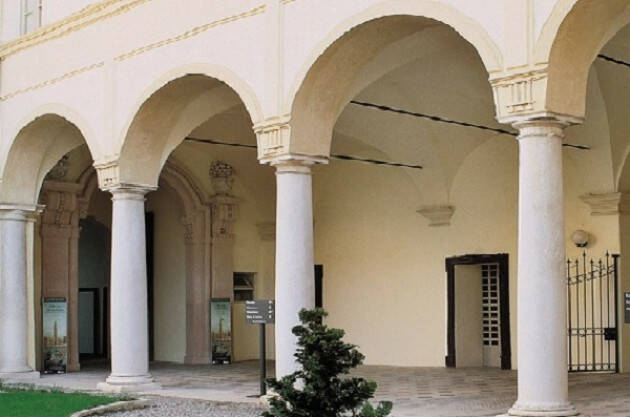 Orari Estivi della Biblioteca Clara Gallini di Crema